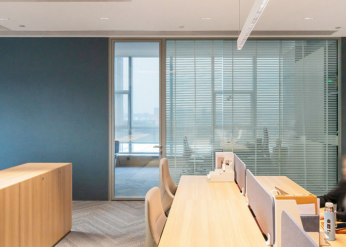Sealed Blind Remote-controlled options privacy transparent glass partition wall