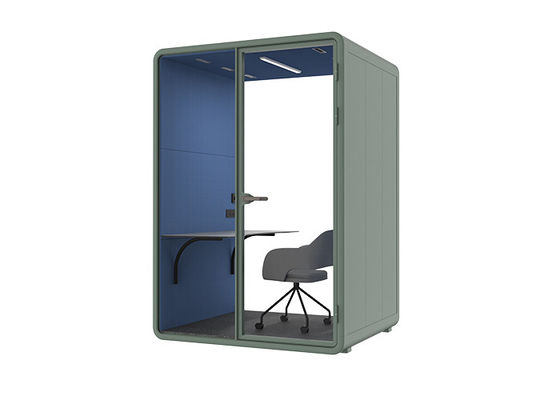 Un siège confortable, simple à assembler, cabine M, salle écologique.